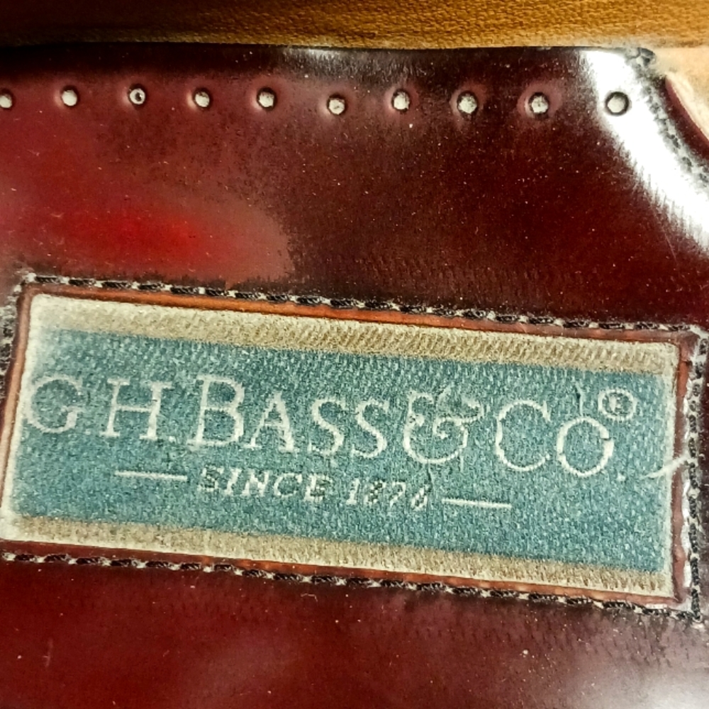 G. H. BASS Loafers with tassels.   10-1/2 M very good condition - Picture 3 of 5